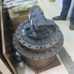 Conjunto de motor de desplazamiento DAEWOO DH470